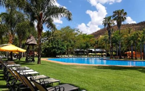 Sun City Hotel and Casino, Pool