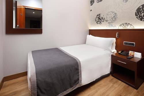 Hotel HCC Taber, Room