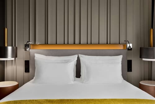 NH Collection Amsterdam Flower Market, Room