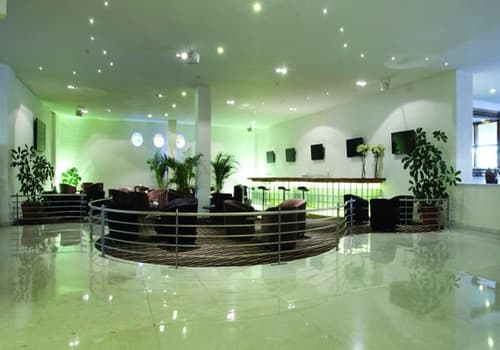 Hotel Misión Guadalajara, Lobby sitting area