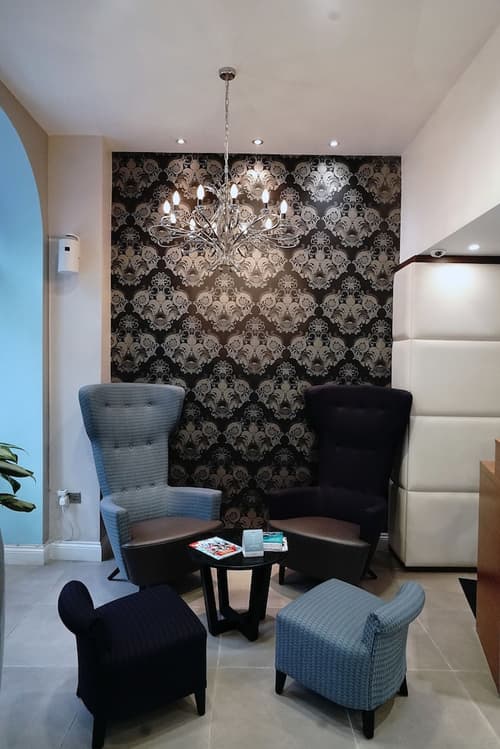 Mercure London Bloomsbury, Lobby sitting area