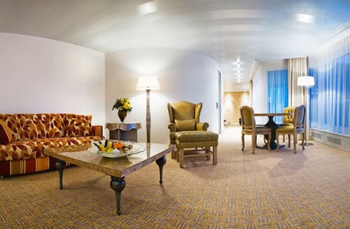 Tschuggen Grand Hotel, Room