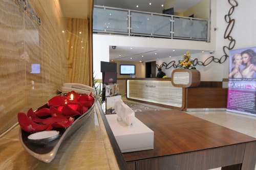 Howard Johnson by Wyndham Abu Dhabi, Reception