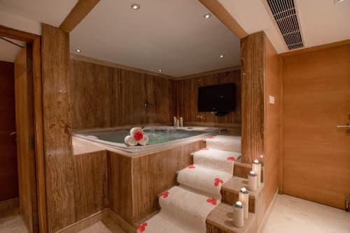 Jaypee Siddharth, Spa