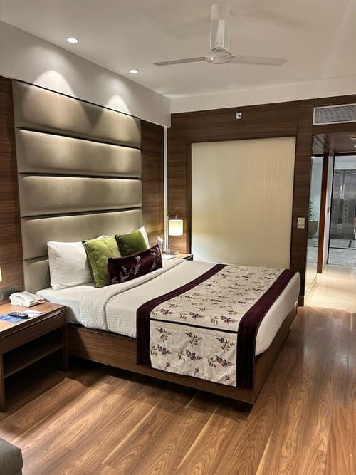 Jaypee Siddharth, Room