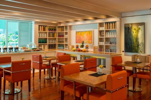 Four Points by Sheraton Sheikh Zayed Road, Dubai, Restaurant