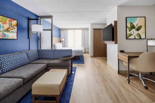 Hyatt Place across from Universal Orlando Resort, Room