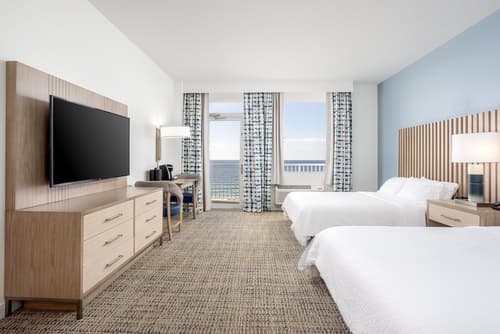 Holiday Inn Resort Pensacola Beach by IHG, Room