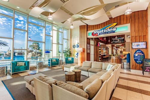 Holiday Inn Resort Pensacola Beach by IHG, Lobby sitting area