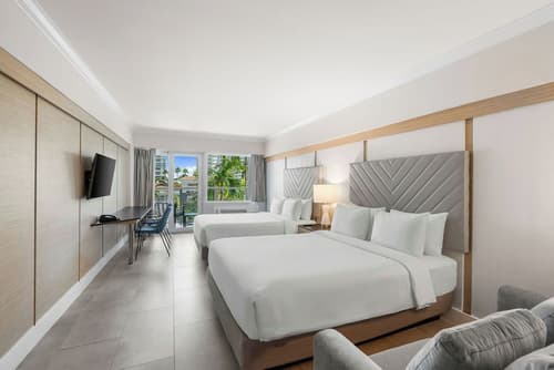 The Garden Hotel & Resort, Room