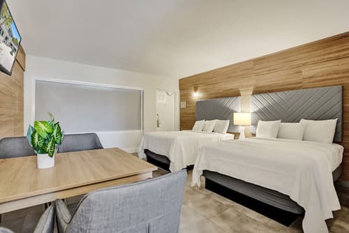 The Garden Hotel & Resort, Room