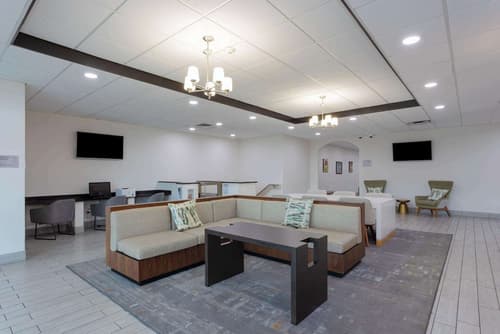 Wyndham Garden Tallahassee Capitol, Lobby