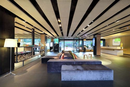 Occidental Bilbao, Lobby