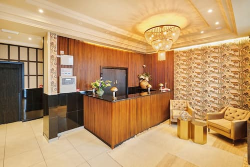 Huttons Hotel, Victoria London, Reception