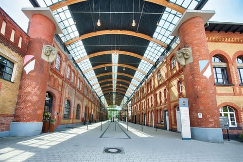 Offenbach Plaza Hotel, Property grounds