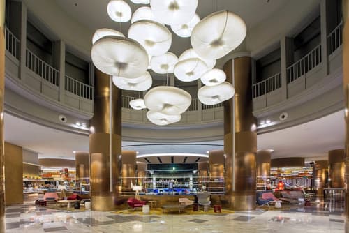 Grand Copthorne Waterfront, Lobby lounge