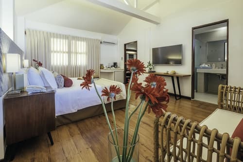 Discovery Coron, Room