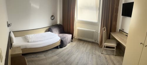 Hotel Imperial, Room