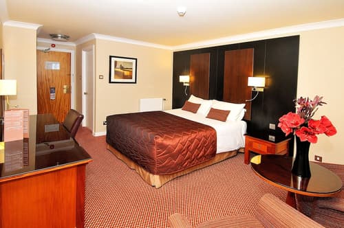 The Stirling Highland Hotel, Room