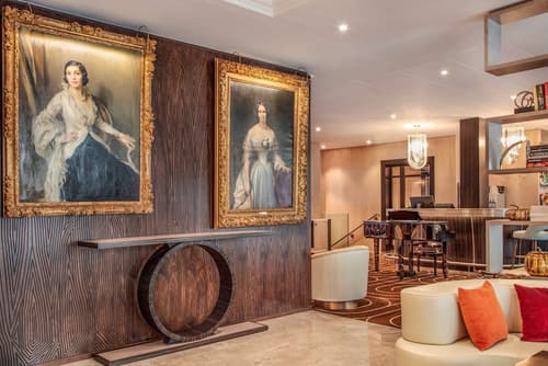 Hotel Bristol, Lobby