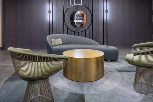 Doubletree By Hilton Boston Logan Airport Chelsea, Lobby