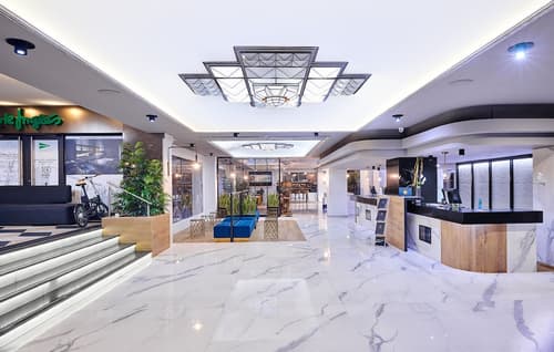 Gran Hotel Luna de Granada, Reception