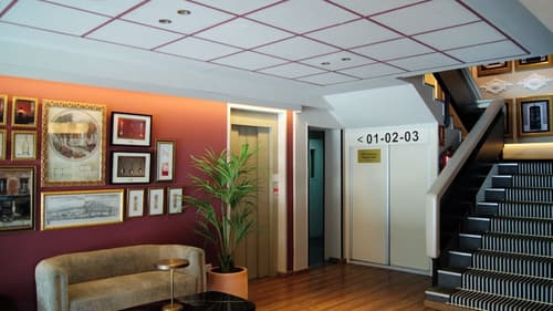 Sweet Hotel Renasa, Reception