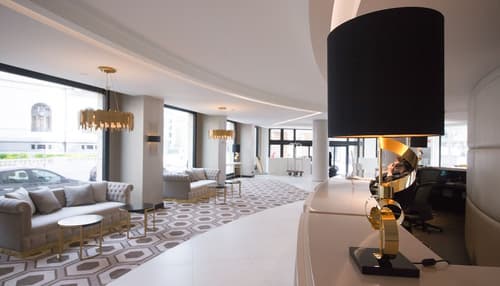 Hotel Bahia, Lobby sitting area