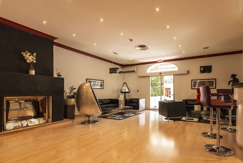 Hotel Ambassador Monaco, Lobby sitting area