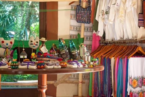 Hacienda Chichen Resort & Yaxkin Spa, Gift shop