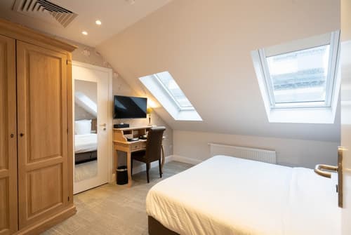 Hotel du Theatre, Room