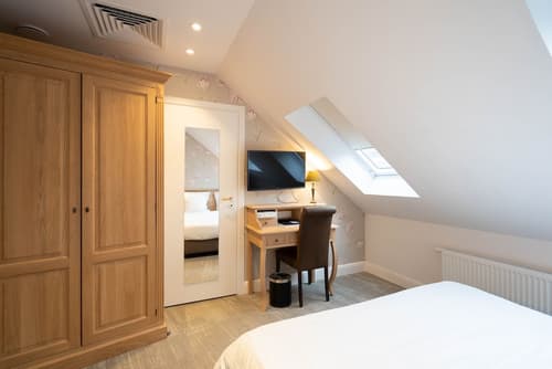 Hotel du Theatre, Room