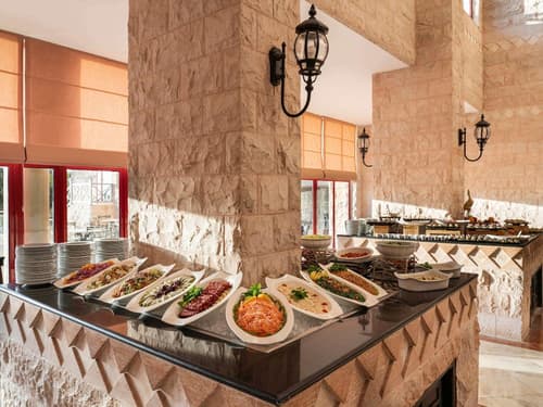 Grand Mercure Petra, Breakfast area