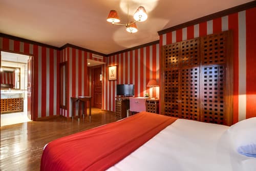 Villa Pantheon, Room