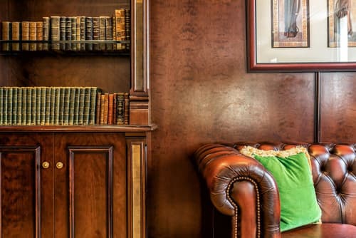 Villa Pantheon, Lobby lounge