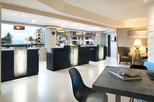 Emporio Cancun Optional All Inclusive, Check-in/check-out kiosk