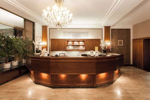 Centro National Frankfurt, Trademark Collection by Wyndham, Lobby