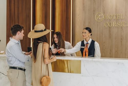 Hotel Corsica & Spa Serena, Concierge desk
