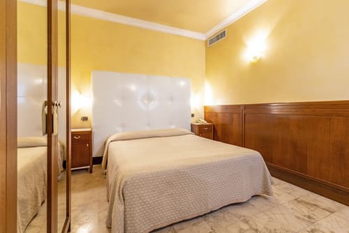 Hotel Panorama, Room