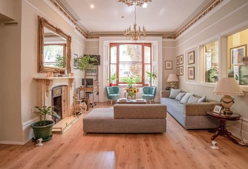 Shakespeare Hotel, Reception