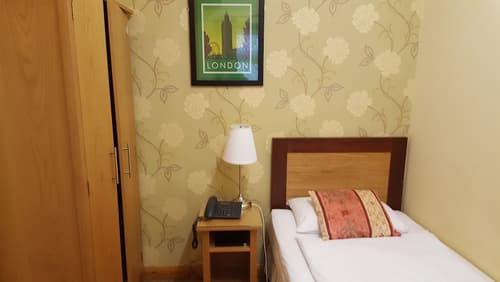 Shakespeare Hotel, Room