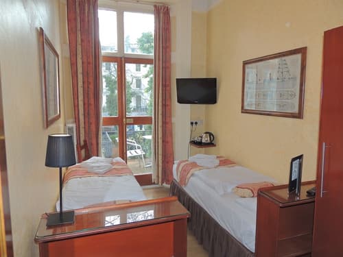 Shakespeare Hotel, Room