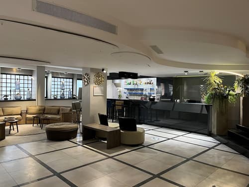 Floris Arlequin Grand Place, Reception