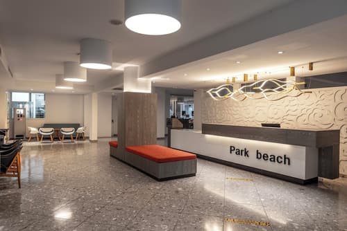Park Beach Hotel, Reception