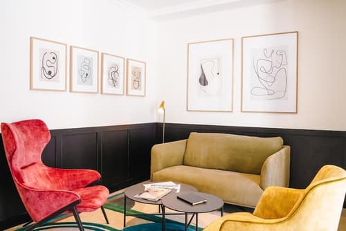 Timhotel Tour Eiffel, Reception