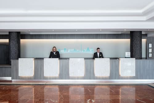 Hilton Garden Inn Dublin City Centre, Reception