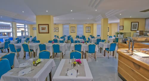 Hotel Porcel Navas, Breakfast area