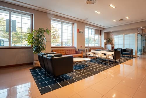 Hotel Sancho Ramírez, Reception