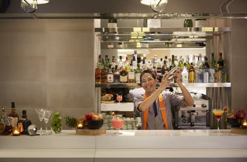 Dusit Princess Srinakarin, Lobby lounge