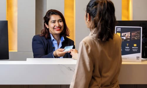 President Hotel, Reception